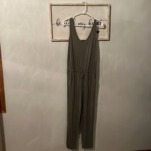Veraclare olive 🫒 jumpsuit